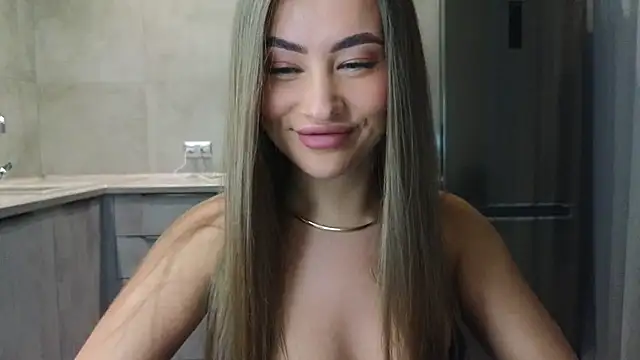 Snapshot of Cinderella____ chatting on March 2025 02:45:01 PM Cinderella online show from March 2025 02:45:01 PM