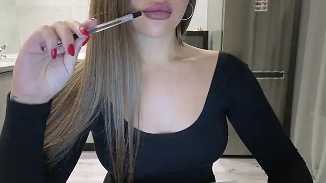 Snapshot of Cinderella____ chatting on September 2025 01:38:01 PM Cinderella online show from September 2025 01:38:01 PM