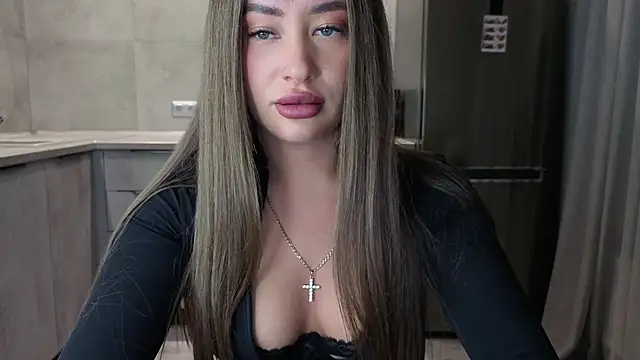 Snapshot of Cinderella____ chatting on October 2025 06:51:01 PM Cinderella online show from October 2025 06:51:01 PM