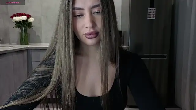 Snapshot of Cinderella____ chatting on November 2025 07:58:01 PM Cinderella online show from November 2025 07:58:01 PM