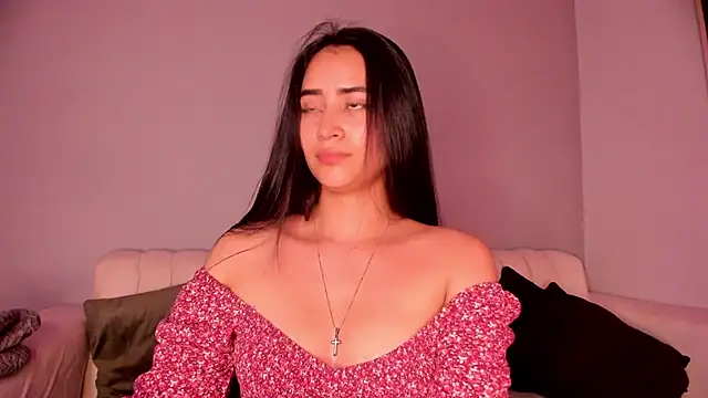 Snapshot of lara_madisson chatting on May 2026 04:17:02 AM lara madisson online show from May 2026 04:17:02 AM