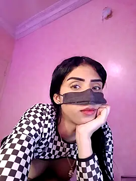 ---sophia--- online show from April 2026 11:04:01 AM