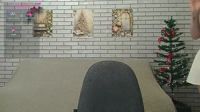 EmiliaDuchess online show from January 2025 08:00:01 AM