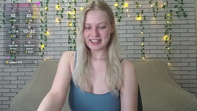 EmiliaDuchess online show from February 2025 02:38:02 PM