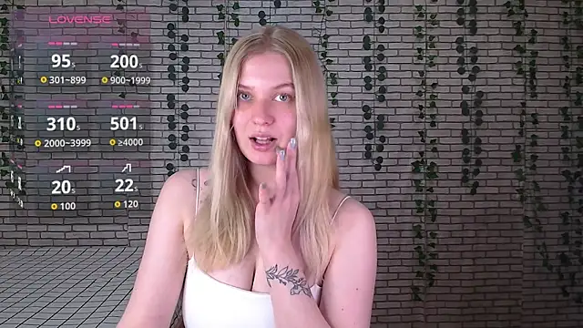 EmiliaDuchess online show from October 2025 09:53:01 AM