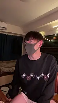 Snapshot of poketkuma chatting on October 2025 03:41:01 PM poketkuma online show from October 2025 03:41:01 PM