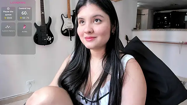 Snapshot of lilpervertgirl chatting on November 2025 06:18:02 PM lilpervertgirl online show from November 2025 06:18:02 PM