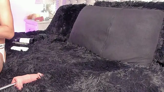 Snapshot of Kev_jenner chatting on January 2025 10:55:01 PM Kev jenner online show from January 2025 10:55:01 PM