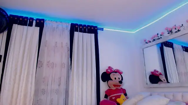 Snapshot of touchm_cockhard chatting on January 2025 11:58:02 PM touchm cockhard online show from January 2025 11:58:02 PM