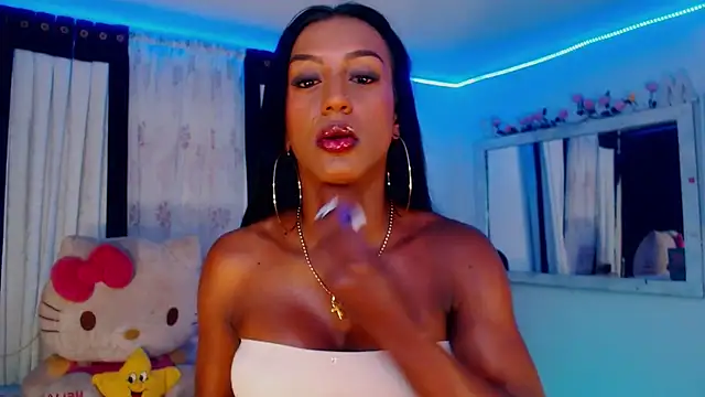 Snapshot of touchm_cockhard chatting on February 2025 11:37:02 PM touchm cockhard online show from February 2025 11:37:02 PM