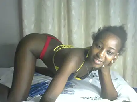 Snapshot of Naughty_petyte chatting on February 2025 03:30:01 AM Naughty petyte online show from February 2025 03:30:01 AM