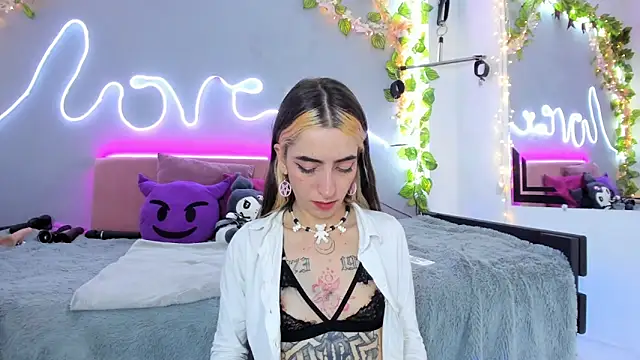 YouliteSllut2 online show from February 2025 03:34:02 AM