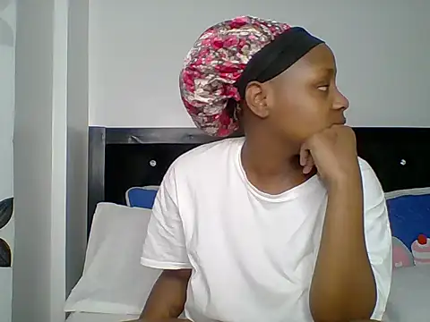 Miss Amani online show from May 2026 02:59:01 PM