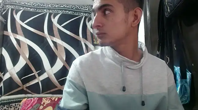 Snapshot of maria_and_angel chatting on January 2025 02:06:02 AM maria and angel online show from January 2025 02:06:02 AM