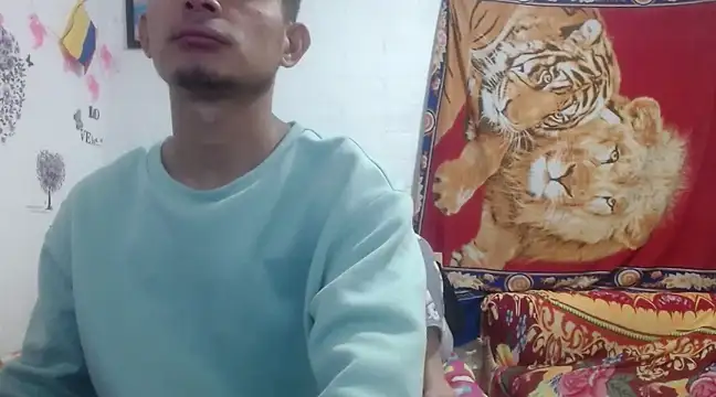 Snapshot of maria_and_angel chatting on January 2025 02:14:01 AM maria and angel online show from January 2025 02:14:01 AM