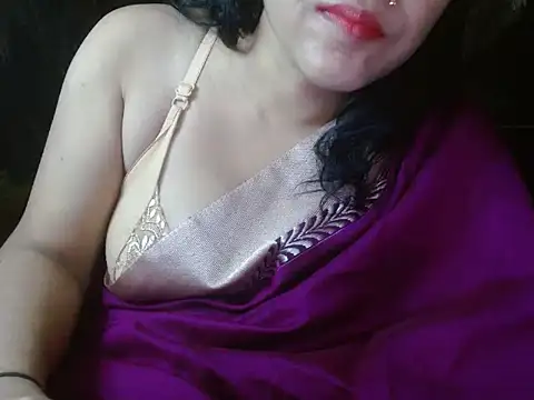 Snapshot of LOVERIAKOL chatting on December 2024 06:41:02 AM LOVERIAKOL online show from December 2024 06:41:02 AM