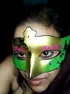 Snapshot of LOVERIAKOL chatting on January 2025 05:34:01 PM LOVERIAKOL online show from January 2025 05:34:01 PM