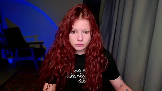 Elsie Ginger online show from April 2026 09:32:02 PM