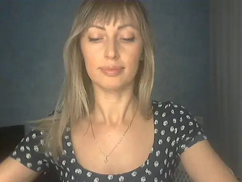 EffectMaya online show from December 2025 04:14:02 PM