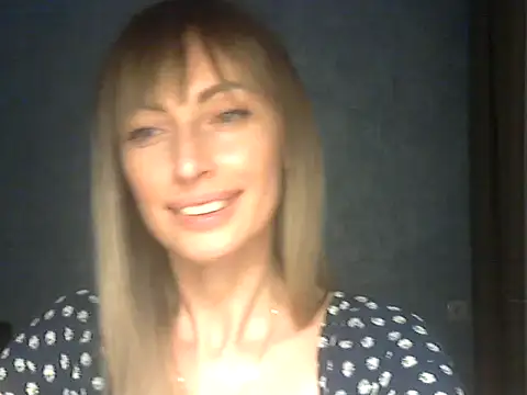 EffectMaya online show from April 2026 05:54:02 PM