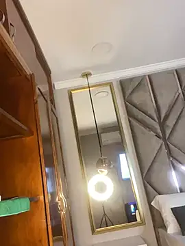 Snapshot of Emma-Conti chatting on January 2025 11:43:02 AM Emma-Conti online show from January 2025 11:43:02 AM