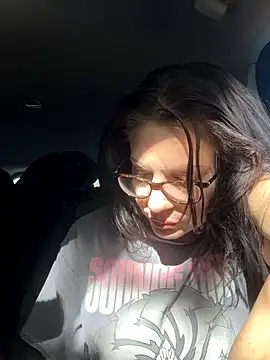 Snapshot of BeautifulMesss chatting on October 2025 03:33:02 PM BeautifulMesss online show from October 2025 03:33:02 PM