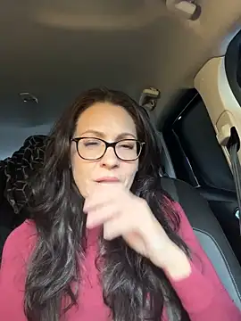 Snapshot of BeautifulMesss chatting on November 2025 03:10:02 PM BeautifulMesss online show from November 2025 03:10:02 PM