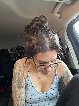 BeautifulMesss online show from March 2026 04:33:01 PM