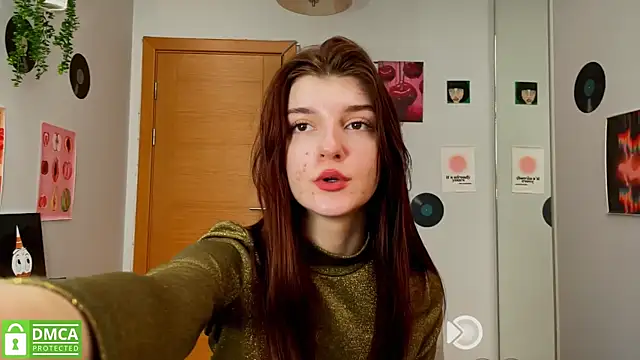 Snapshot of Bunny_ShyGirl chatting on February 2025 06:54:01 AM Bunny ShyGirl online show from February 2025 06:54:01 AM