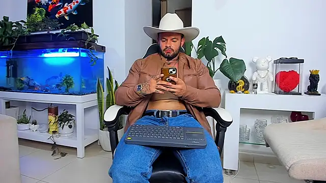 Johnnygrayson1 online show from November 2025 12:20:02 AM