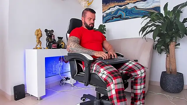 Snapshot of Johnnygrayson1 chatting on January 2026 08:14:02 PM Johnnygrayson1 online show from January 2026 08:14:02 PM