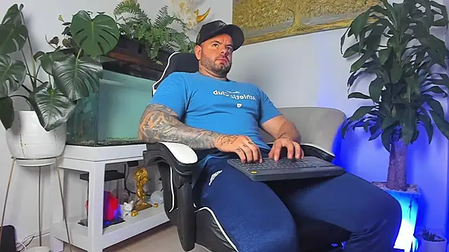 Snapshot of Johnnygrayson1 chatting on February 2026 12:09:01 AM Johnnygrayson1 online show from February 2026 12:09:01 AM