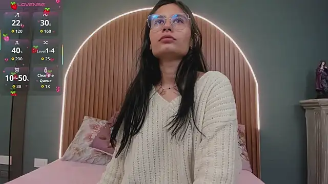 Snapshot of NayeCloud chatting on November 2025 03:59:02 AM NayeCloud online show from November 2025 03:59:02 AM