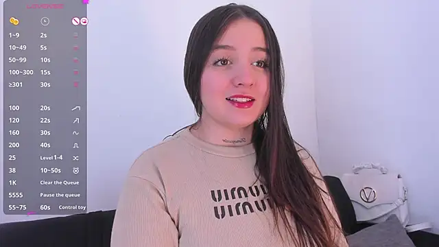 Snapshot of Sabrina_Lennox chatting on June 2026 06:13:01 PM Sabrina Lennox online show from June 2026 06:13:01 PM