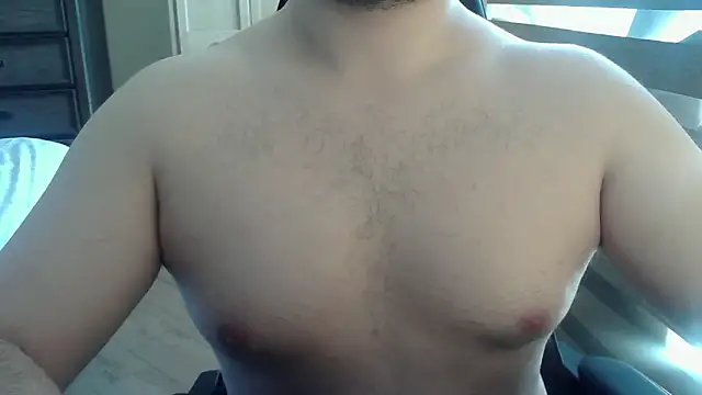 Himbo fox online show from May 2026 07:54:02 PM