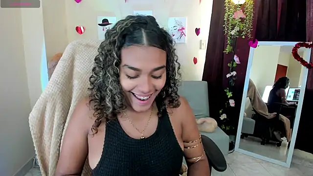 aleja montiel   online show from March 2025 12:48:02 PM