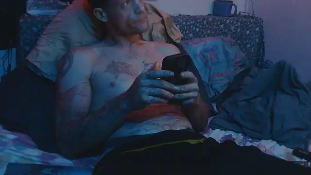 TheOneYouLove69 online show from November 2025 08:18:01 PM