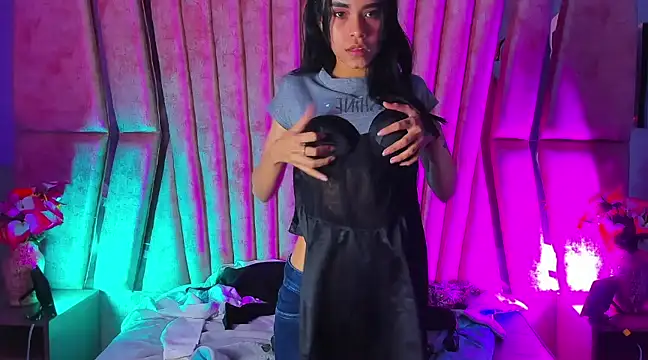 Jasmin Skinny online show from March 2025 02:30:02 AM