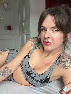Snapshot of RubyLunaa chatting on July 2026 12:53:01 PM RubyLunaa online show from July 2026 12:53:01 PM
