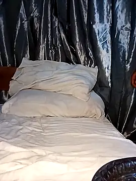 sexxylucia online show from September 2025 06:09:02 PM