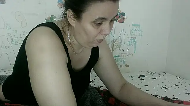 Snapshot of VixenBya chatting on February 2025 11:39:02 AM VixenBya online show from February 2025 11:39:02 AM
