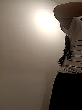 Snapshot of fabiana_rodriguez chatting on January 2025 01:18:02 AM fabiana rodriguez online show from January 2025 01:18:02 AM