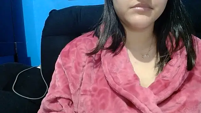 Snapshot of luckygirl111 chatting on June 2026 01:09:02 PM luckygirl111 online show from June 2026 01:09:02 PM