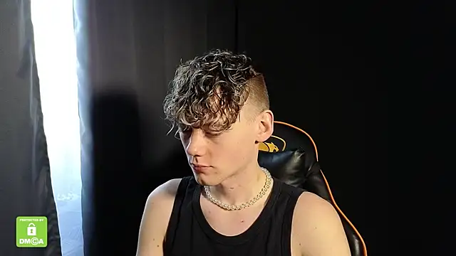 Snapshot of Keytaro chatting on January 2026 09:13:01 AM Keytaro online show from January 2026 09:13:01 AM