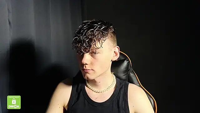 Snapshot of Keytaro chatting on January 2026 03:15:01 PM Keytaro online show from January 2026 03:15:01 PM