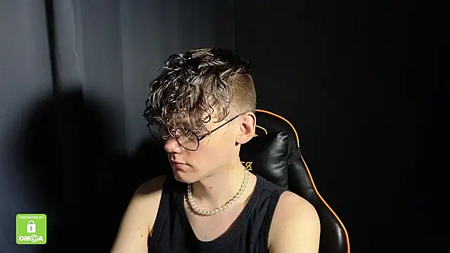 Snapshot of Keytaro chatting on January 2026 08:58:01 PM Keytaro online show from January 2026 08:58:01 PM