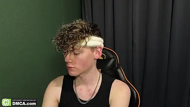 Snapshot of Keytaro chatting on February 2026 05:16:02 AM Keytaro online show from February 2026 05:16:02 AM