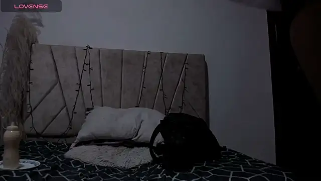 Kaela18 online show from December 2024 01:12:02 PM