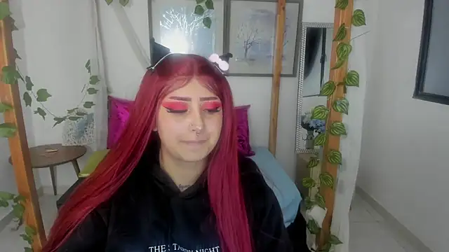 lussyevans24 online show from February 2025 10:04:01 AM