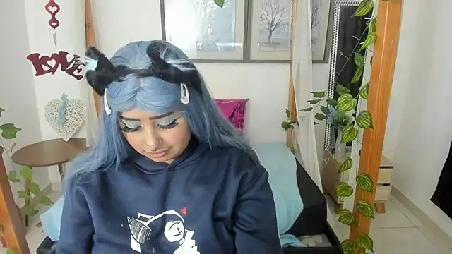 lussyevans24 online show from March 2025 06:16:02 AM